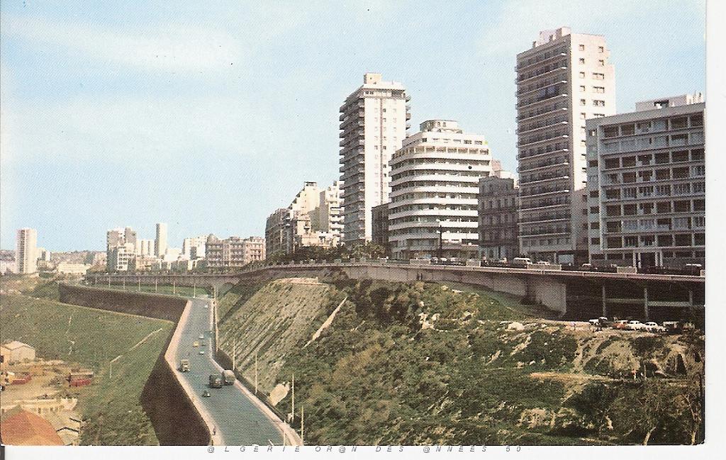 Oran - Boulevard Front de Mer - annees 50.jpg